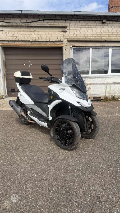 Quadro -kita- 350cc, triračiai