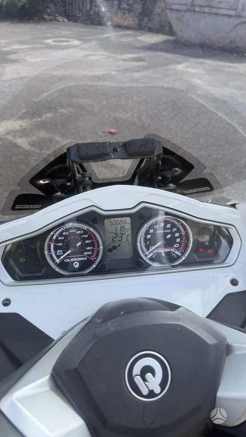 Quadro -kita- 350cc, triračiai