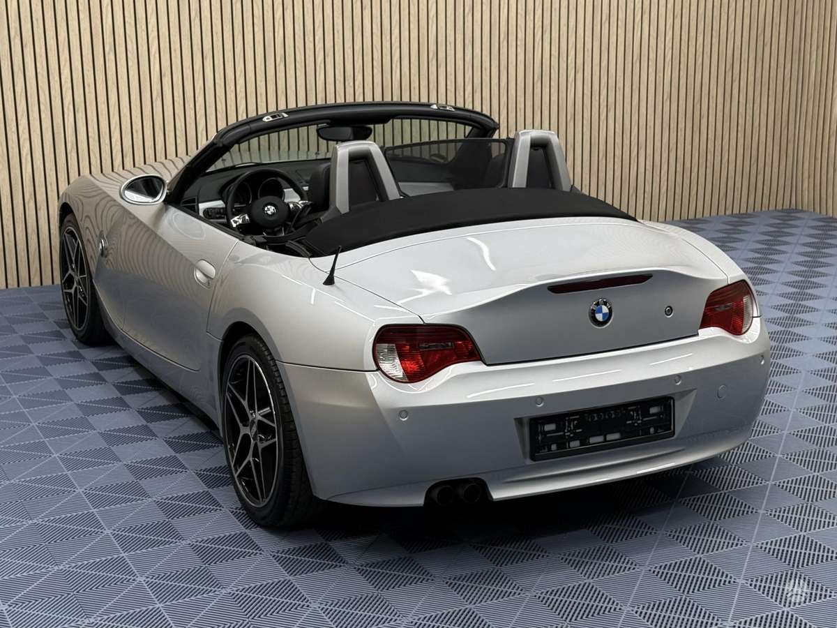 BMW Z4, 2.5 l., Кабриолет
