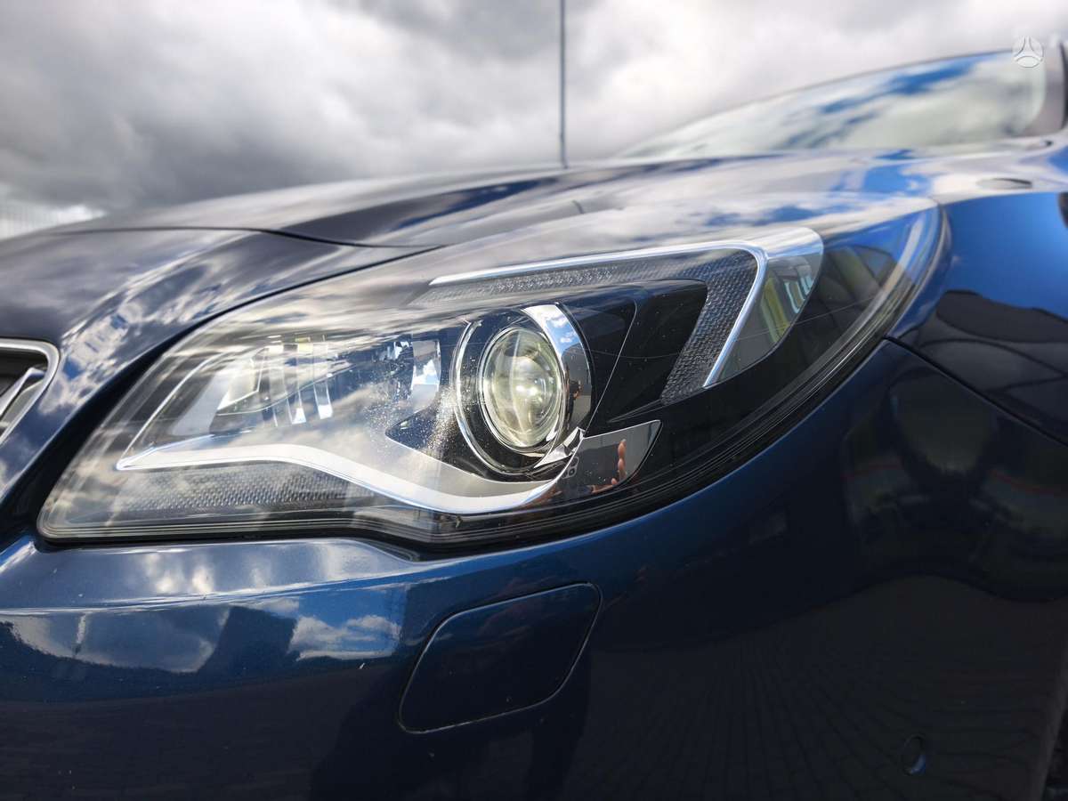 Opel Insignia, 2.0 l., Универсал