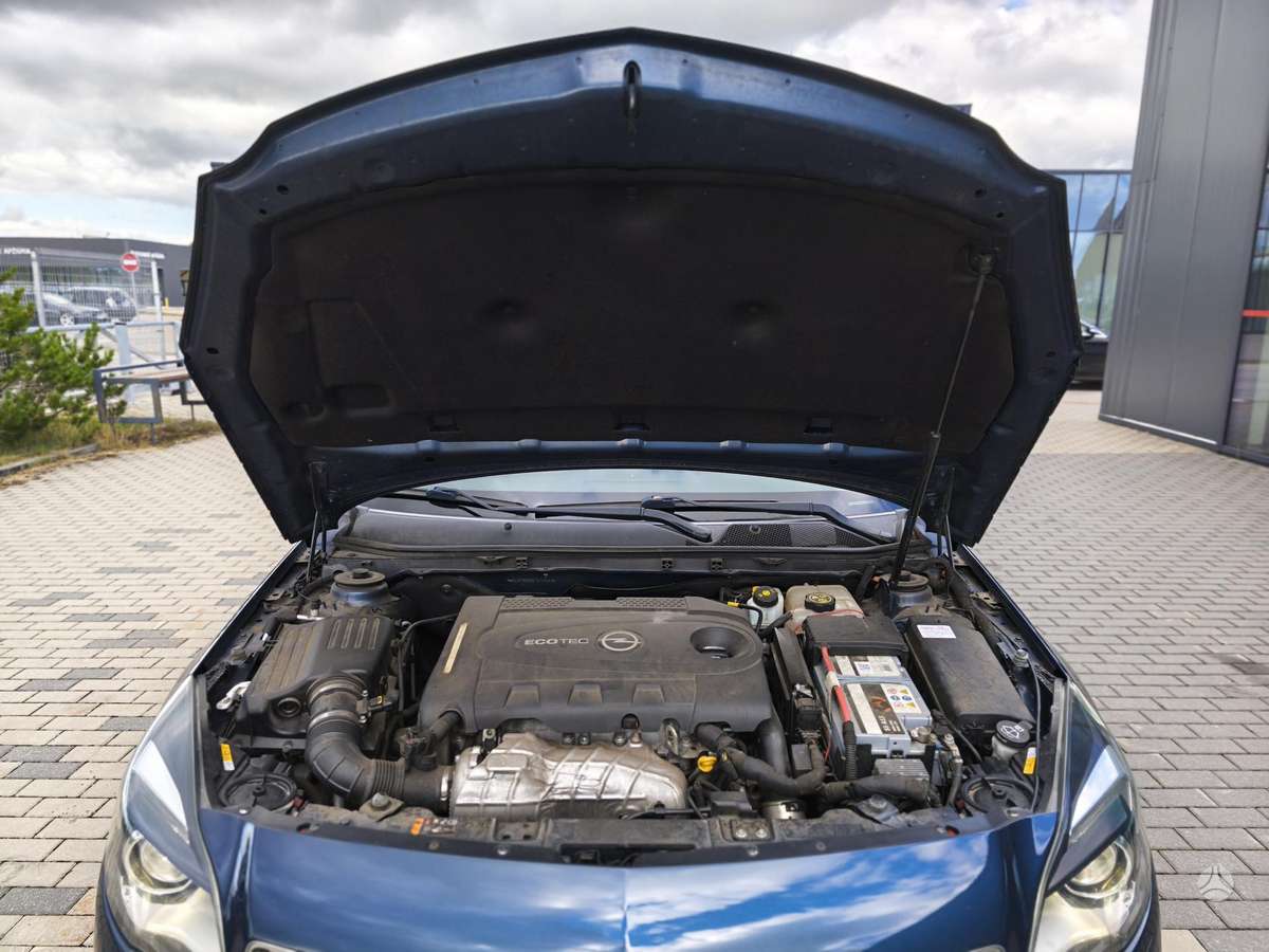 Opel Insignia, 2.0 l., Универсал