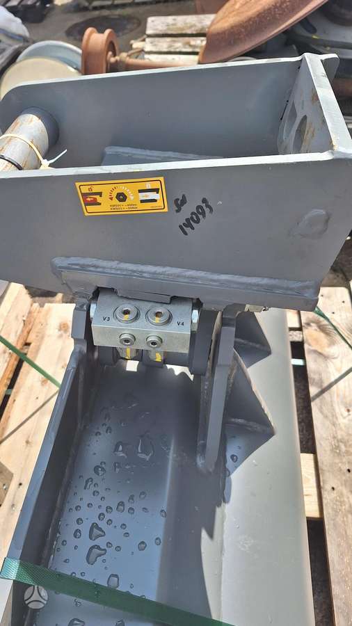 -Kita- Kinshofer planiravimo kaušai, excavator loader