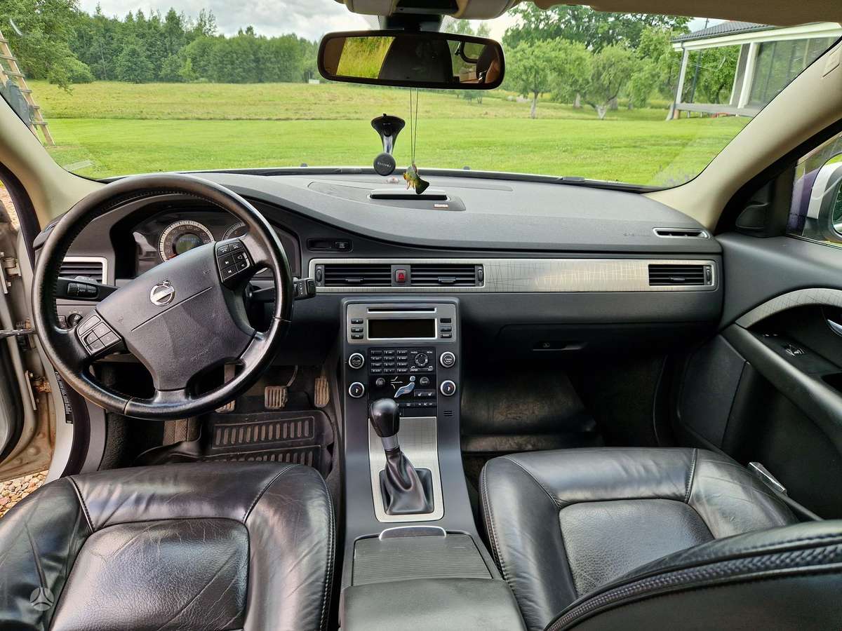 Volvo XC70 - 9