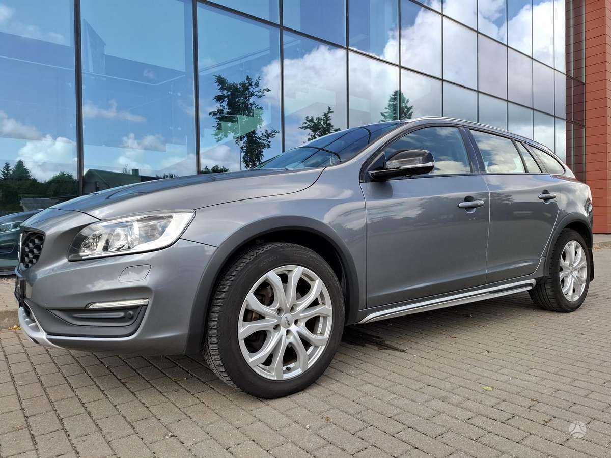 Volvo V60 Cross Country - 2