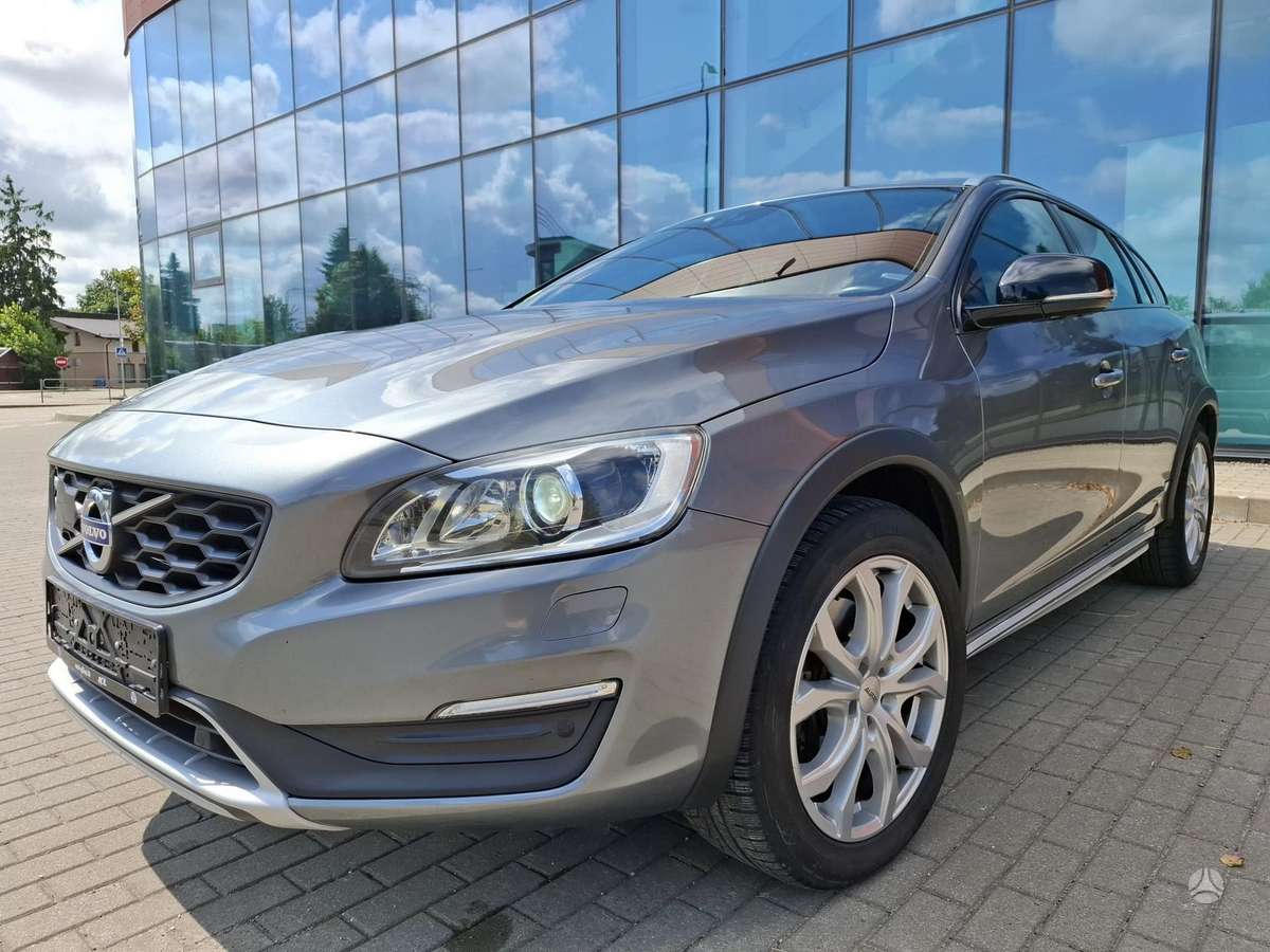 Volvo V60 Cross Country - 7