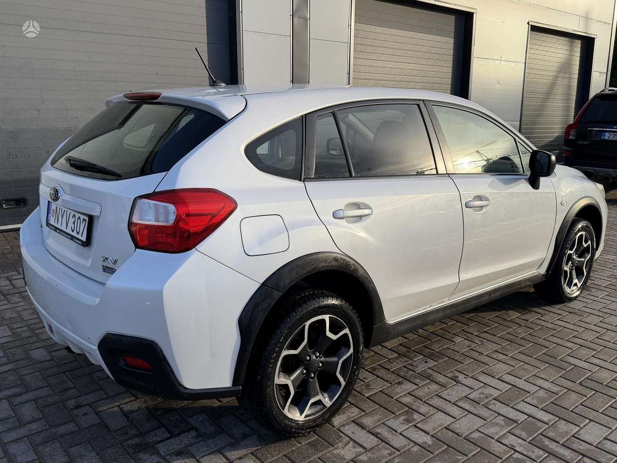 Subaru XV, 2.0 l., off-road / crossover
