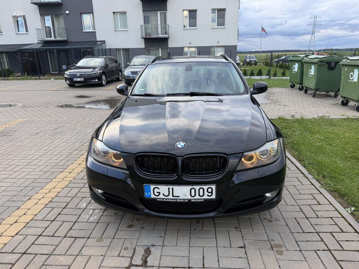 BMW 320, 2.0 l., universalas