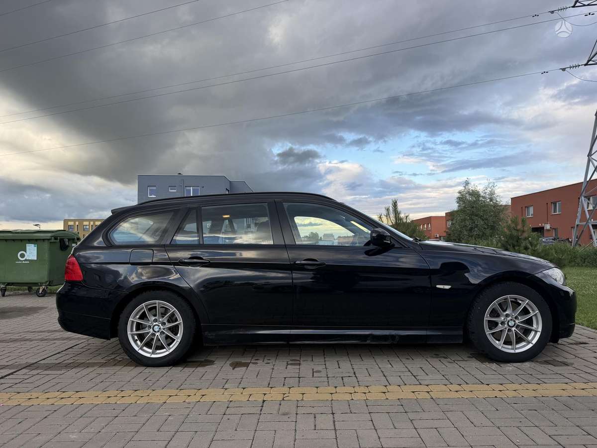BMW 320, 2.0 l., universalas