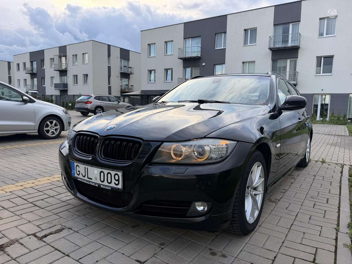 BMW 320, 2.0 l., universalas