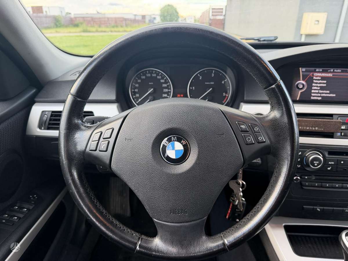 BMW 320, 2.0 l., Универсал