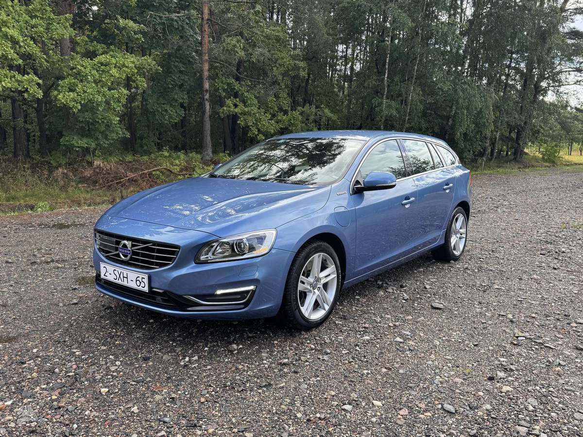 Volvo V60, 2.4 l., Универсал