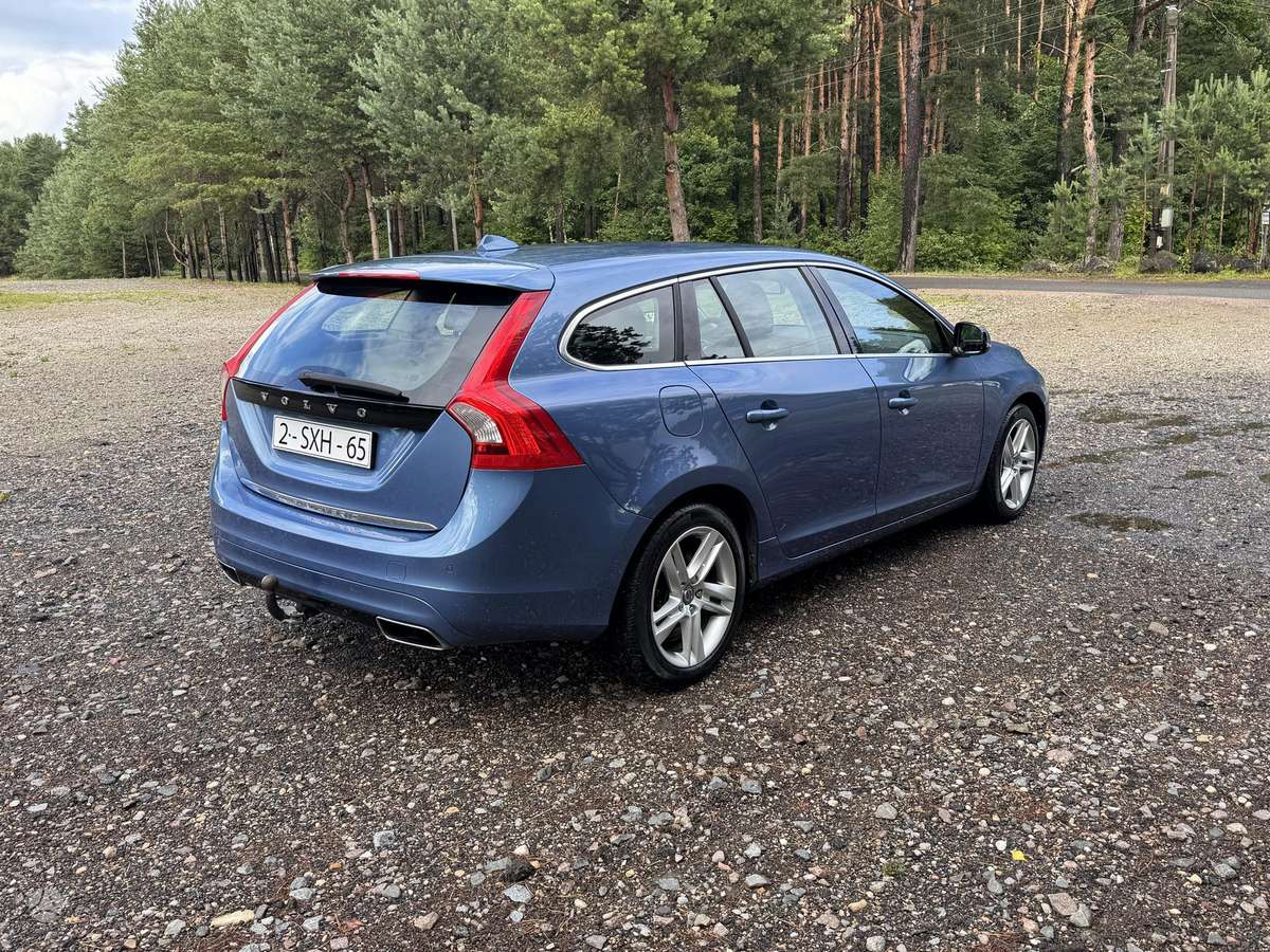 Volvo V60, 2.4 l., Универсал