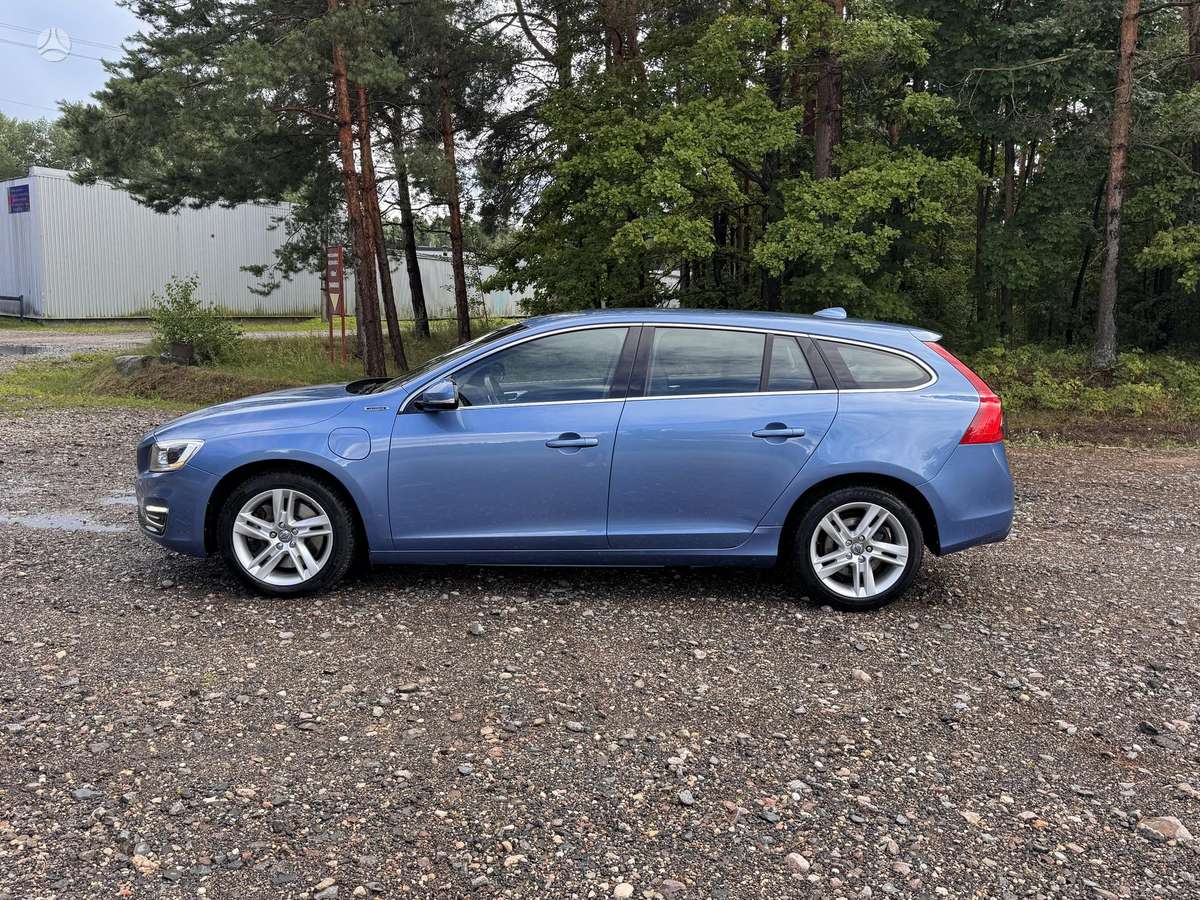 Volvo V60, 2.4 l., Универсал