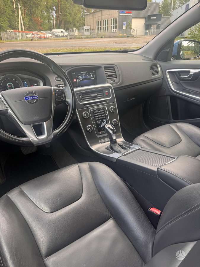 Volvo V60, 2.4 l., Универсал