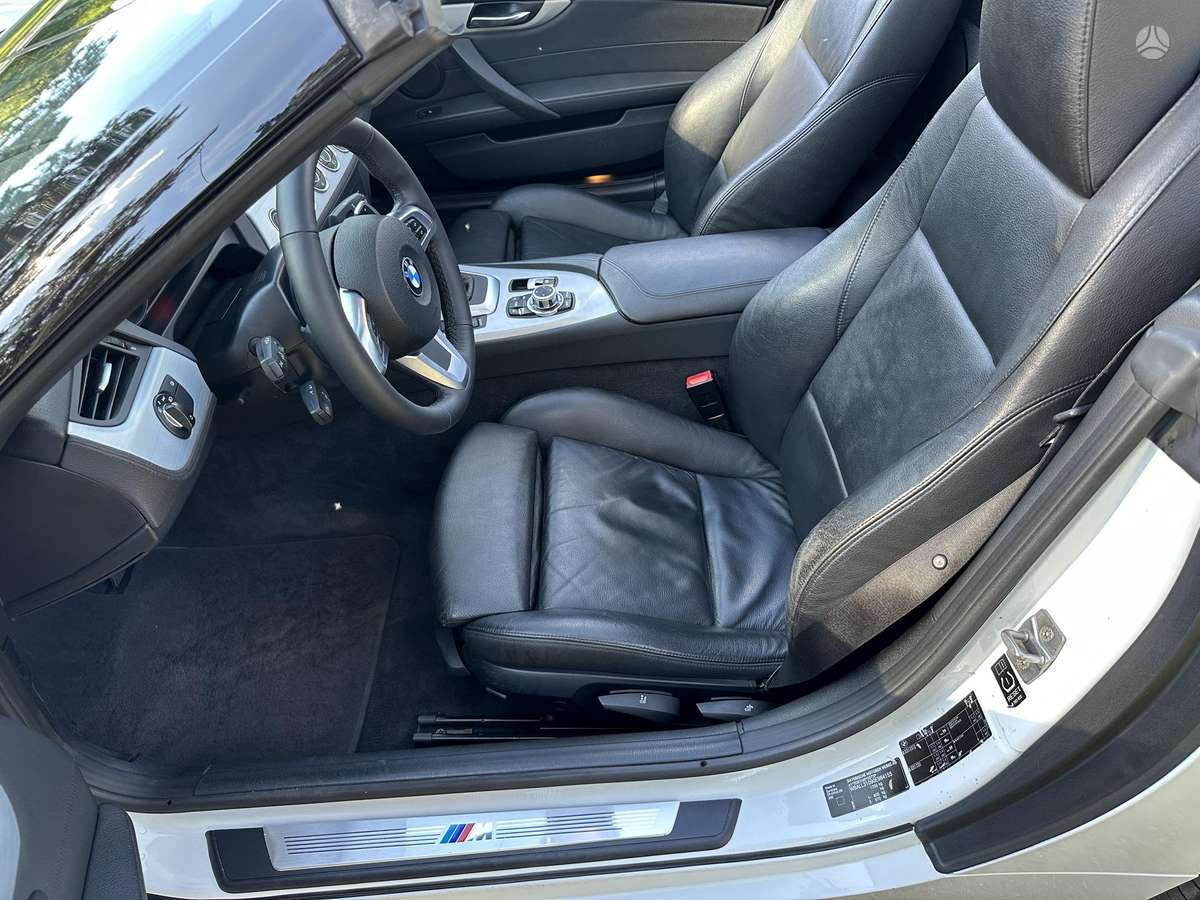 BMW Z4, 2.0 l., convertible