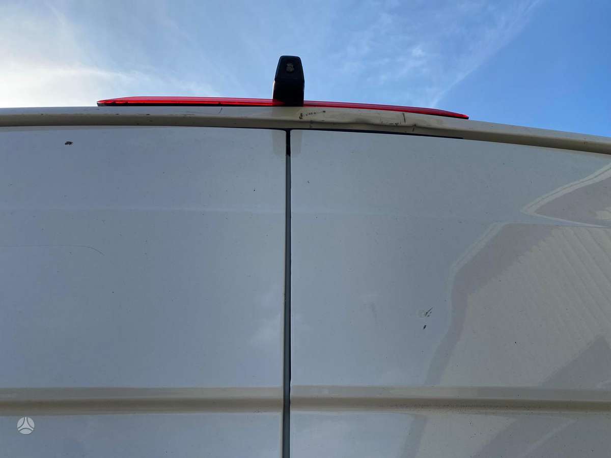Volkswagen Crafter - 8