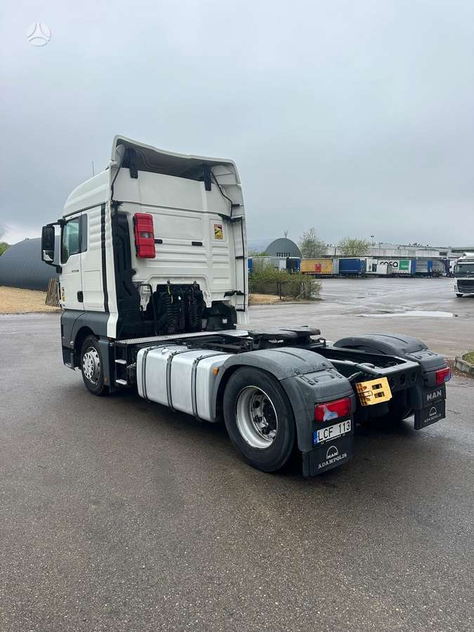 MAN TGX 18.460, double sleeper