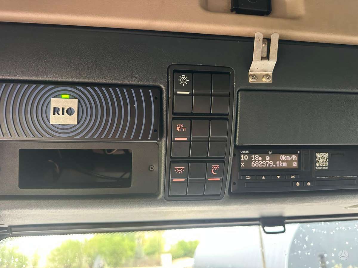MAN TGX 18.460, double sleeper