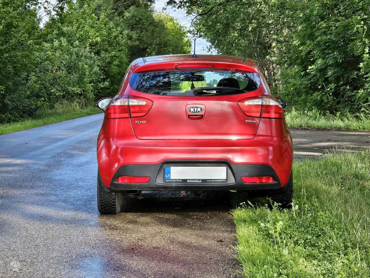 Kia Rio, 1.1 l., Хэтчбек