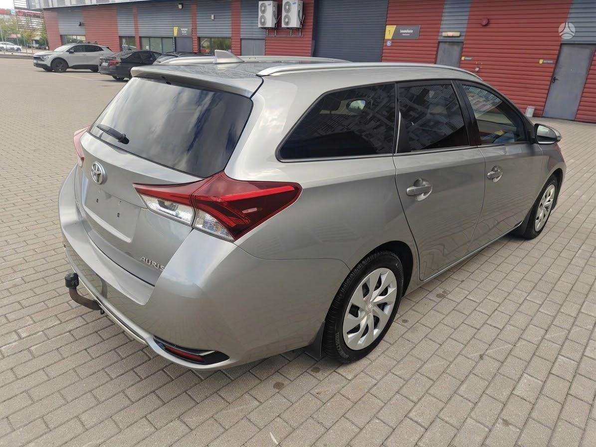 Toyota Auris - 3