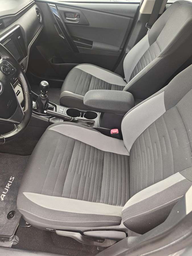 Toyota Auris - 7