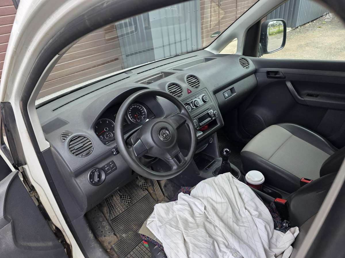 Volkswagen Caddy Maxi - 9