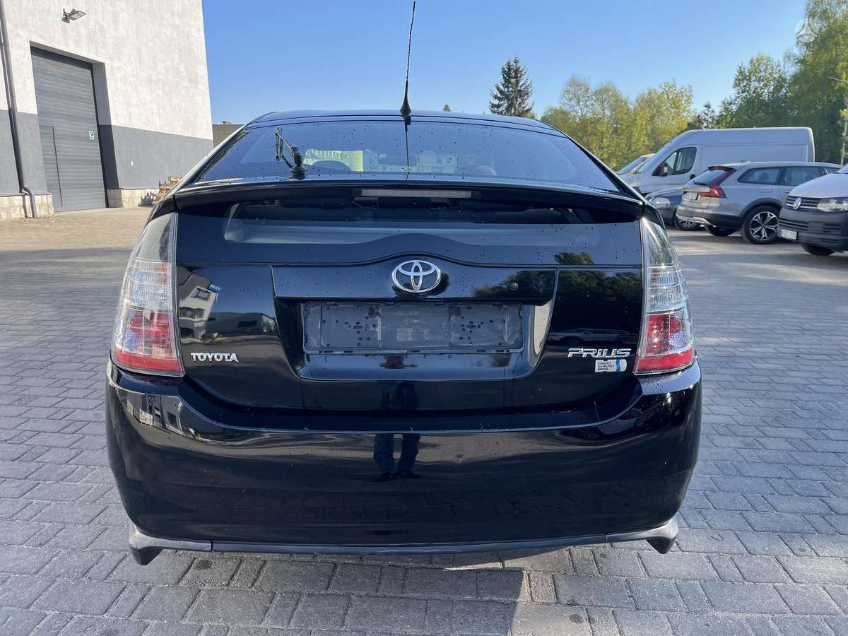 Toyota Prius - 9