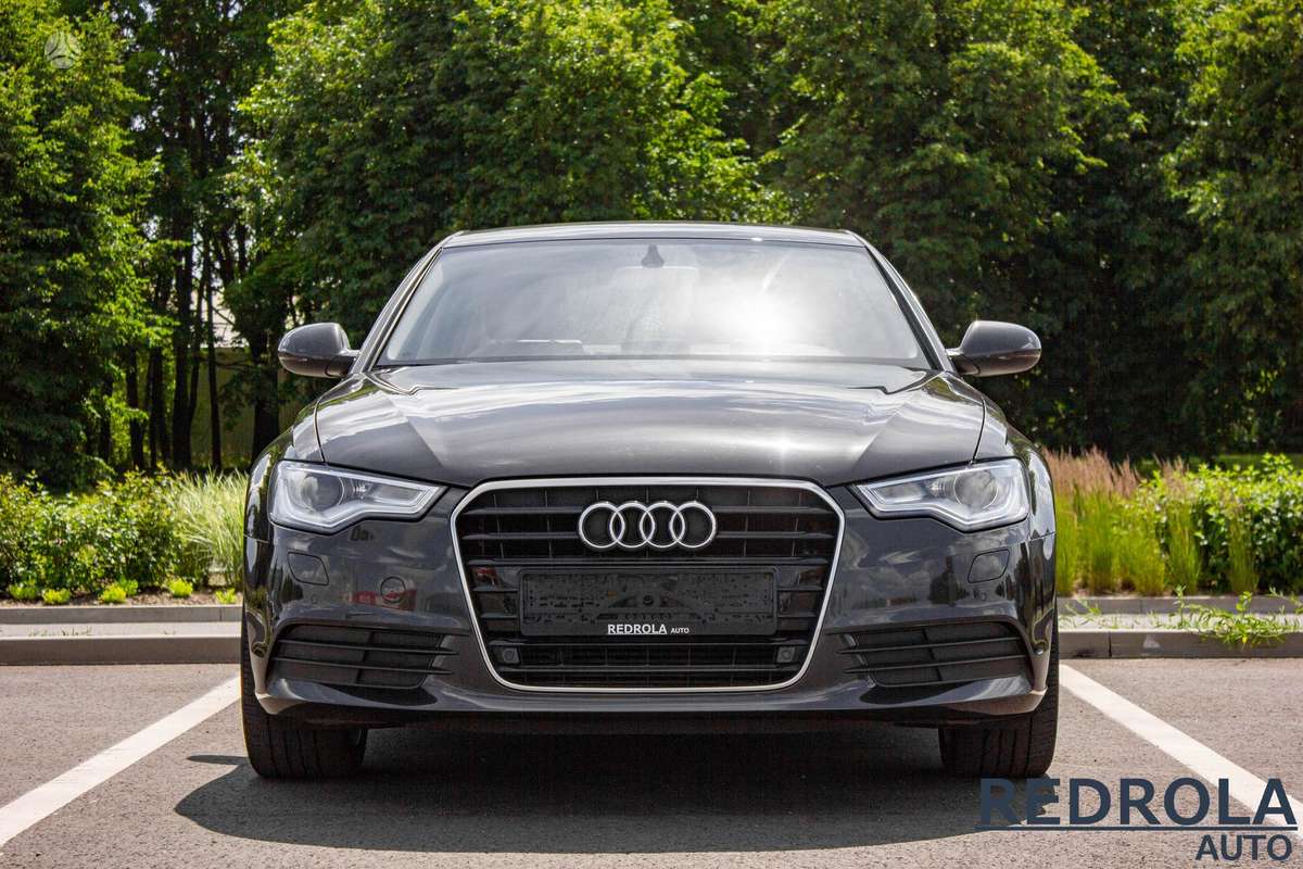 Audi A6, 2.0 l., Седан