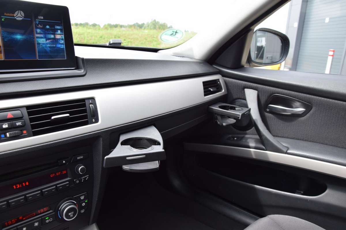 BMW 318, 2.0 l., Универсал