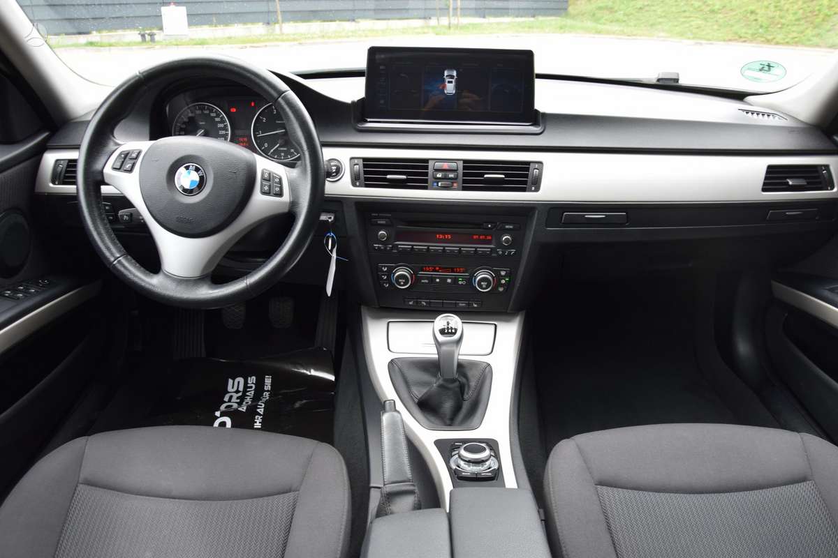 BMW 318, 2.0 l., wagon