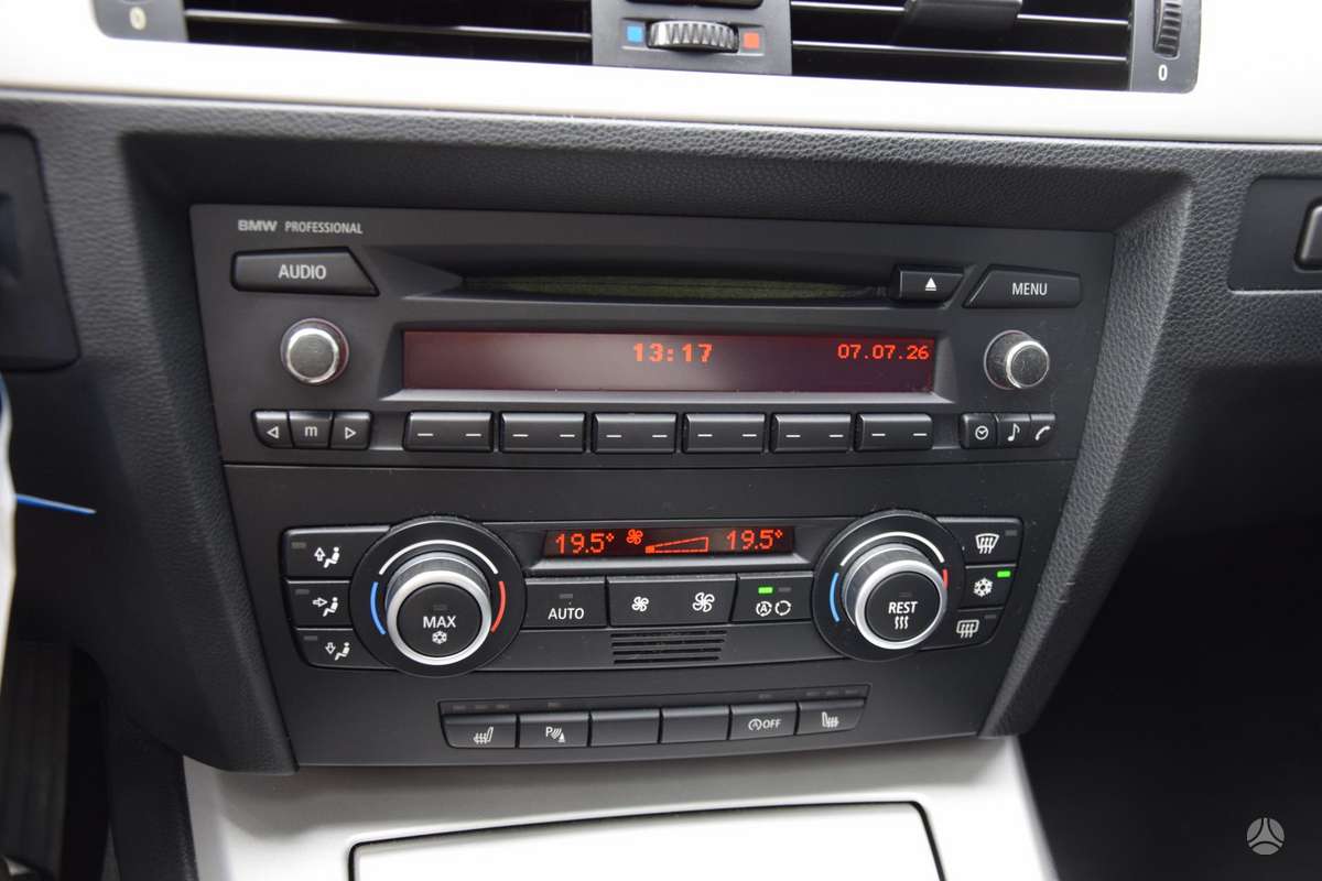 BMW 318, 2.0 l., Универсал