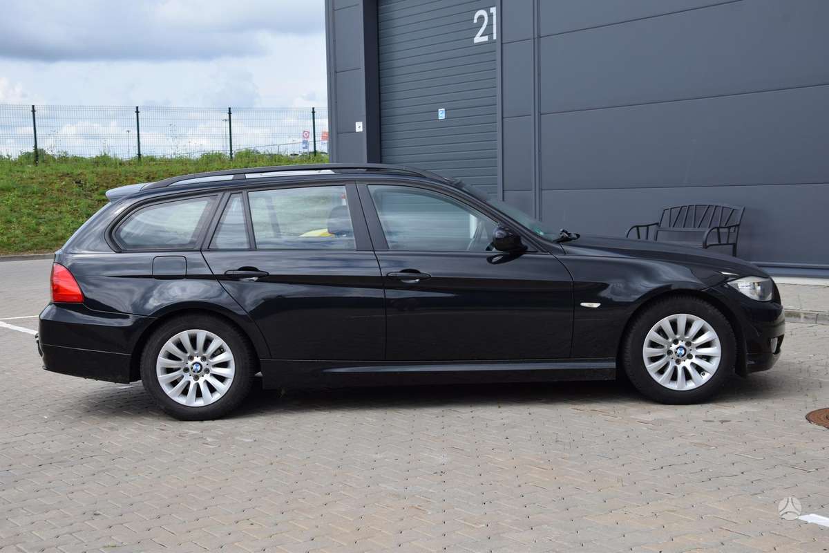 BMW 318, 2.0 l., wagon