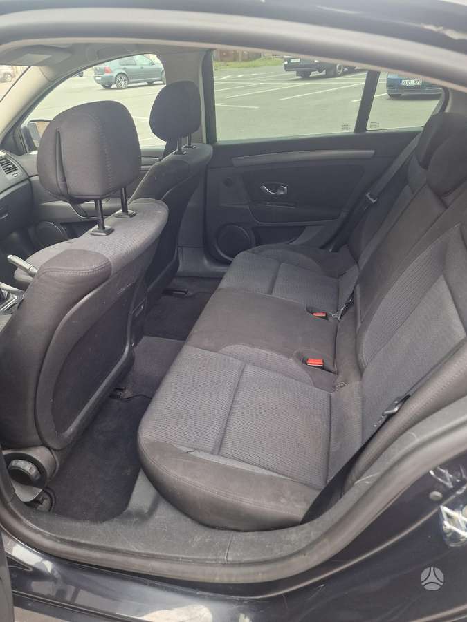 Renault Laguna - 8