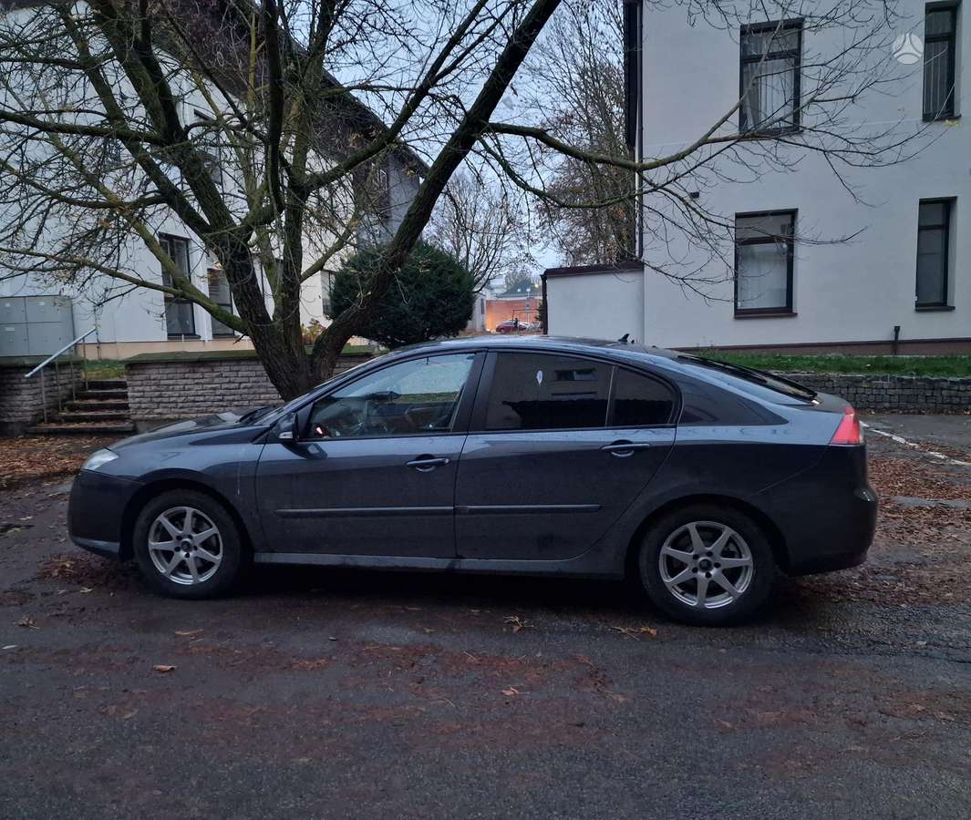 Renault Laguna - 12