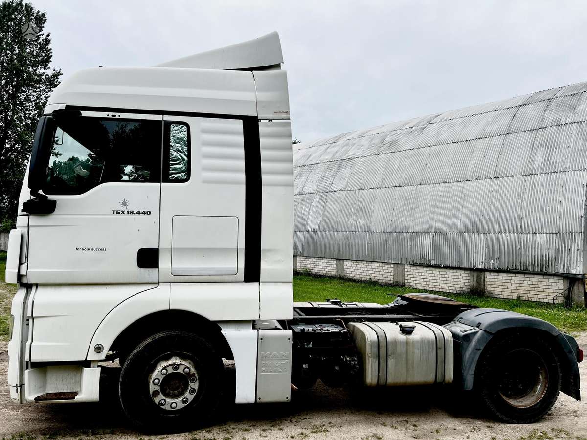 MAN TGA 18.440, double sleeper