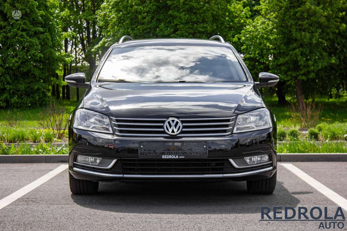 Volkswagen Passat - 2
