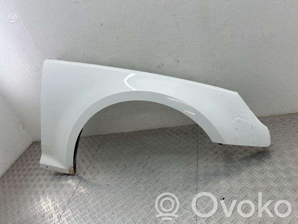 Audi A4, LY9C, kėbulo dalys