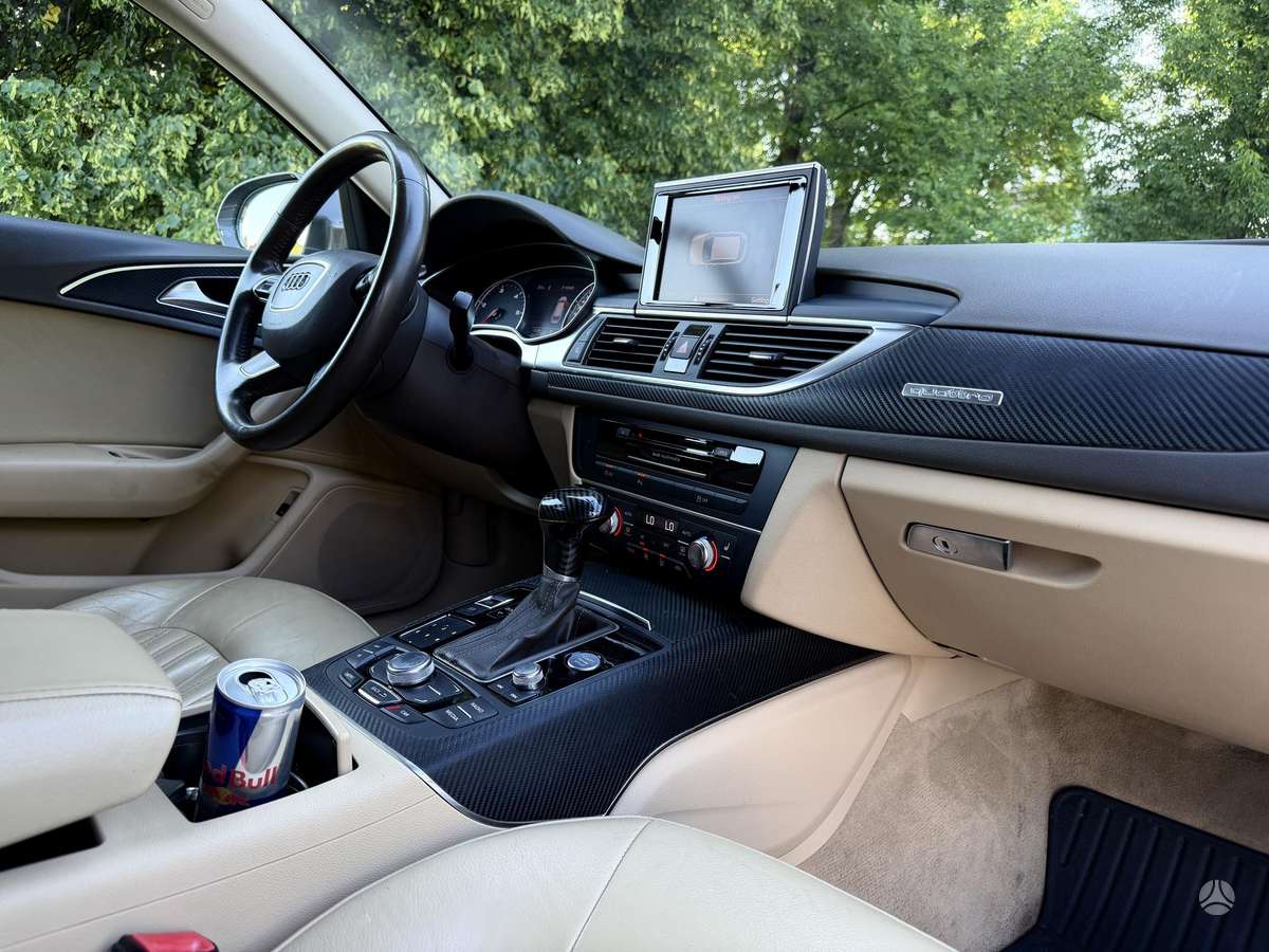 Audi A6, 3.0 l., universalas