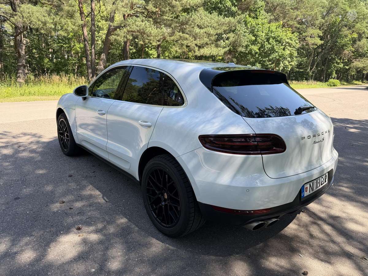 Porsche Macan - 2