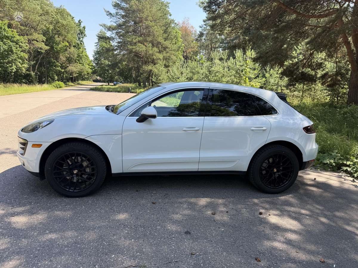 Porsche Macan - 4