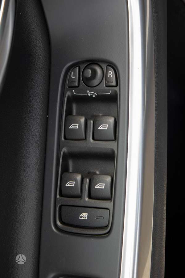 Volvo S60, 2.0 l., Седан