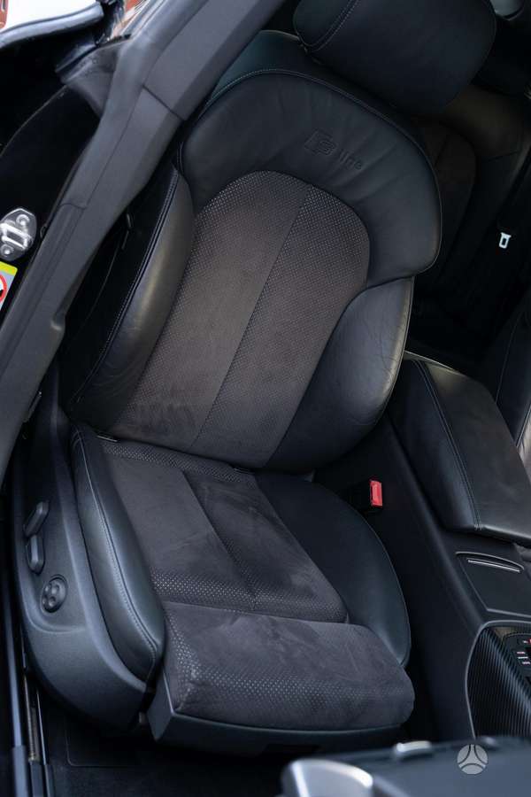 Audi A7, 3.0 l., Седан