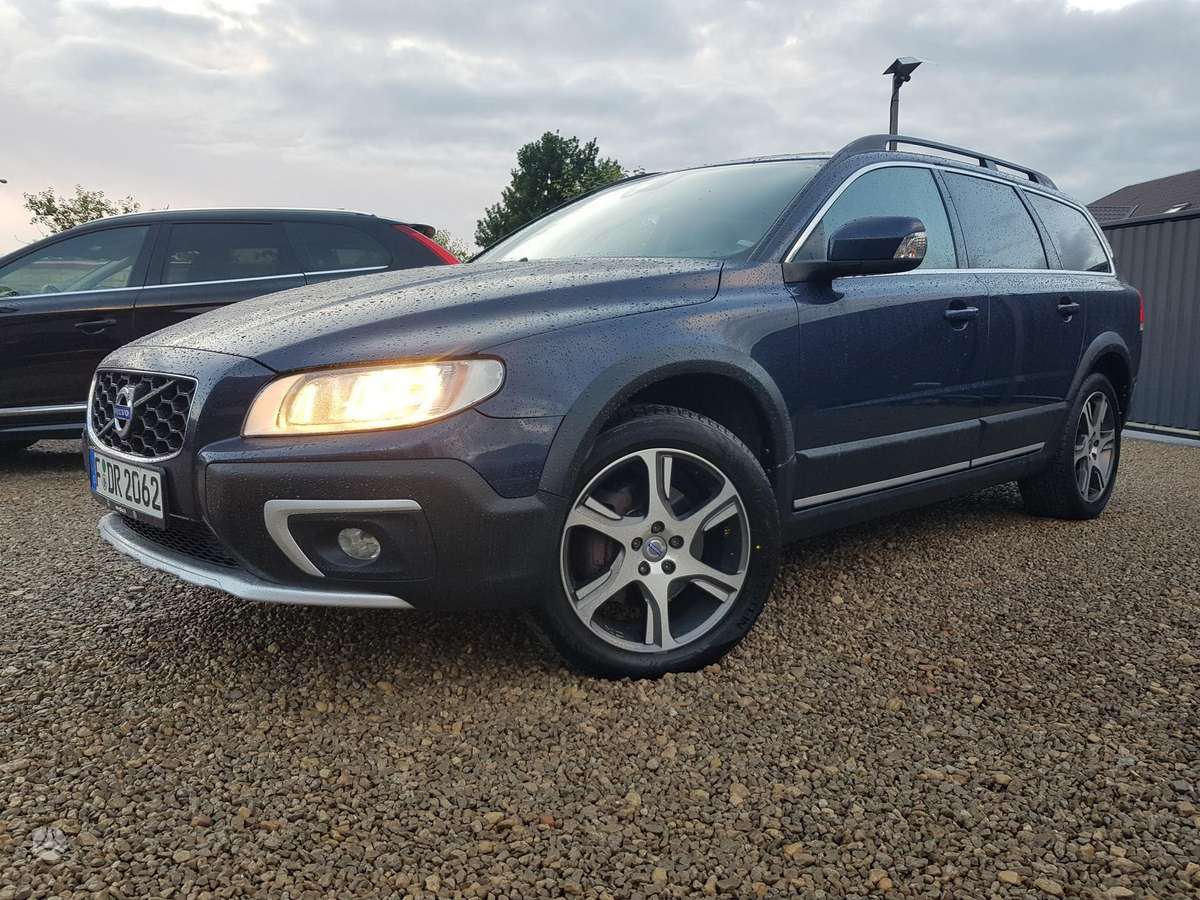 Volvo XC70, 2.0 l., wagon