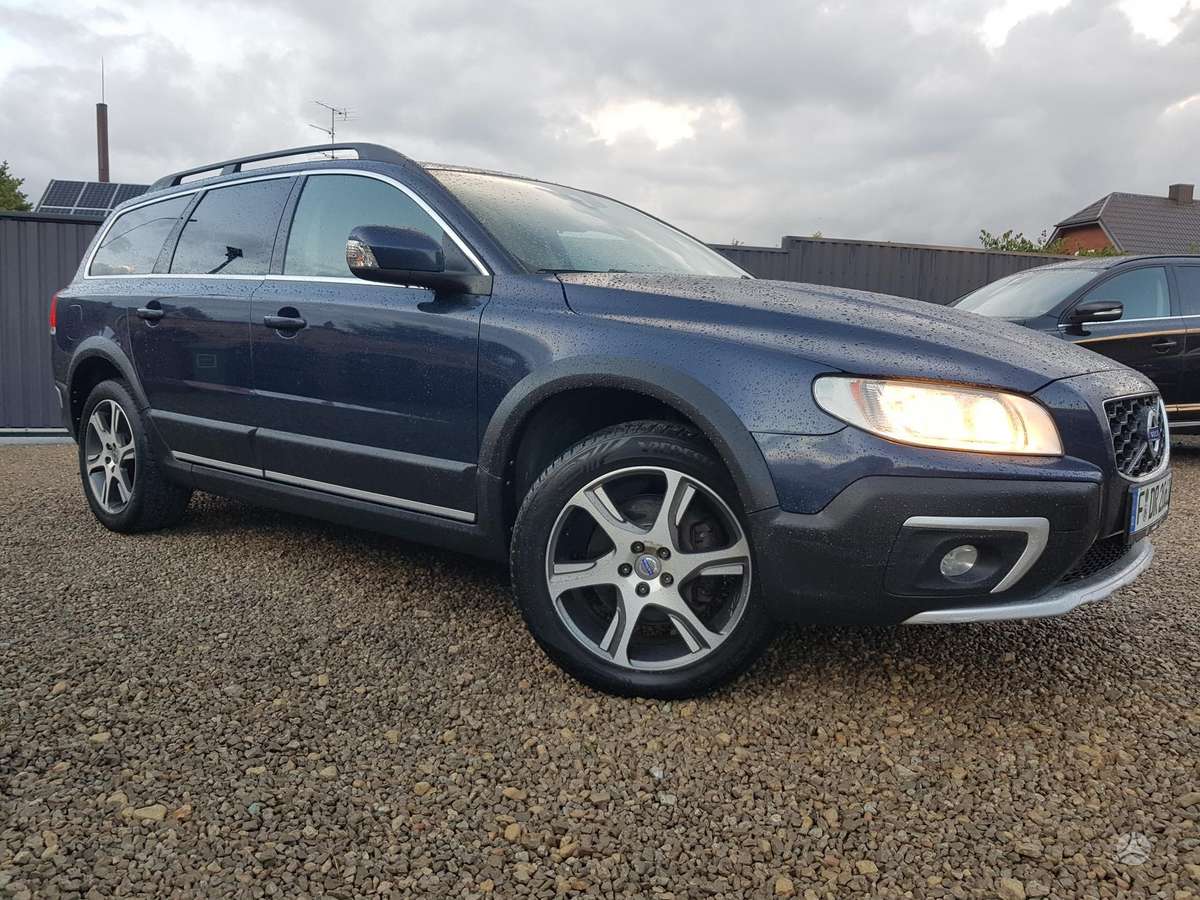 Volvo XC70, 2.0 l., wagon