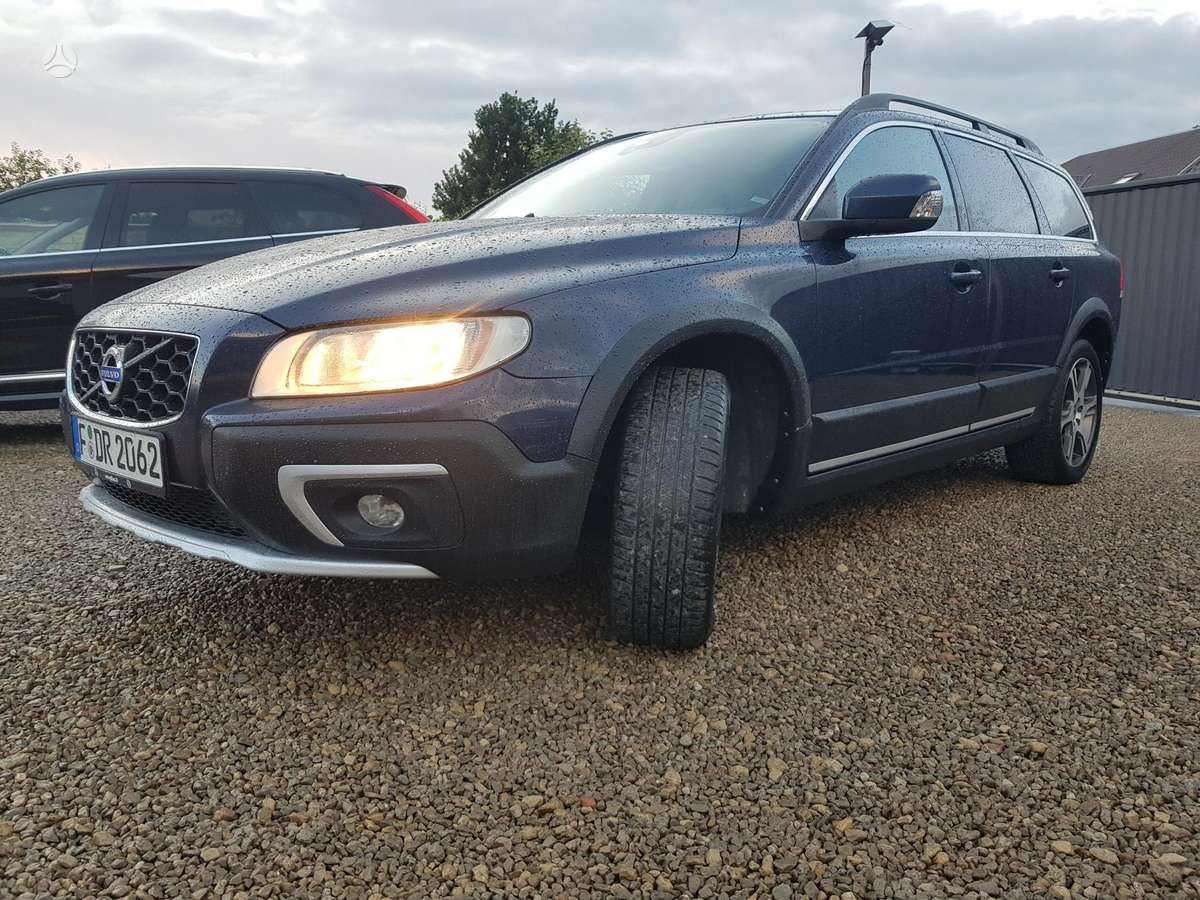 Volvo XC70, 2.0 l., wagon