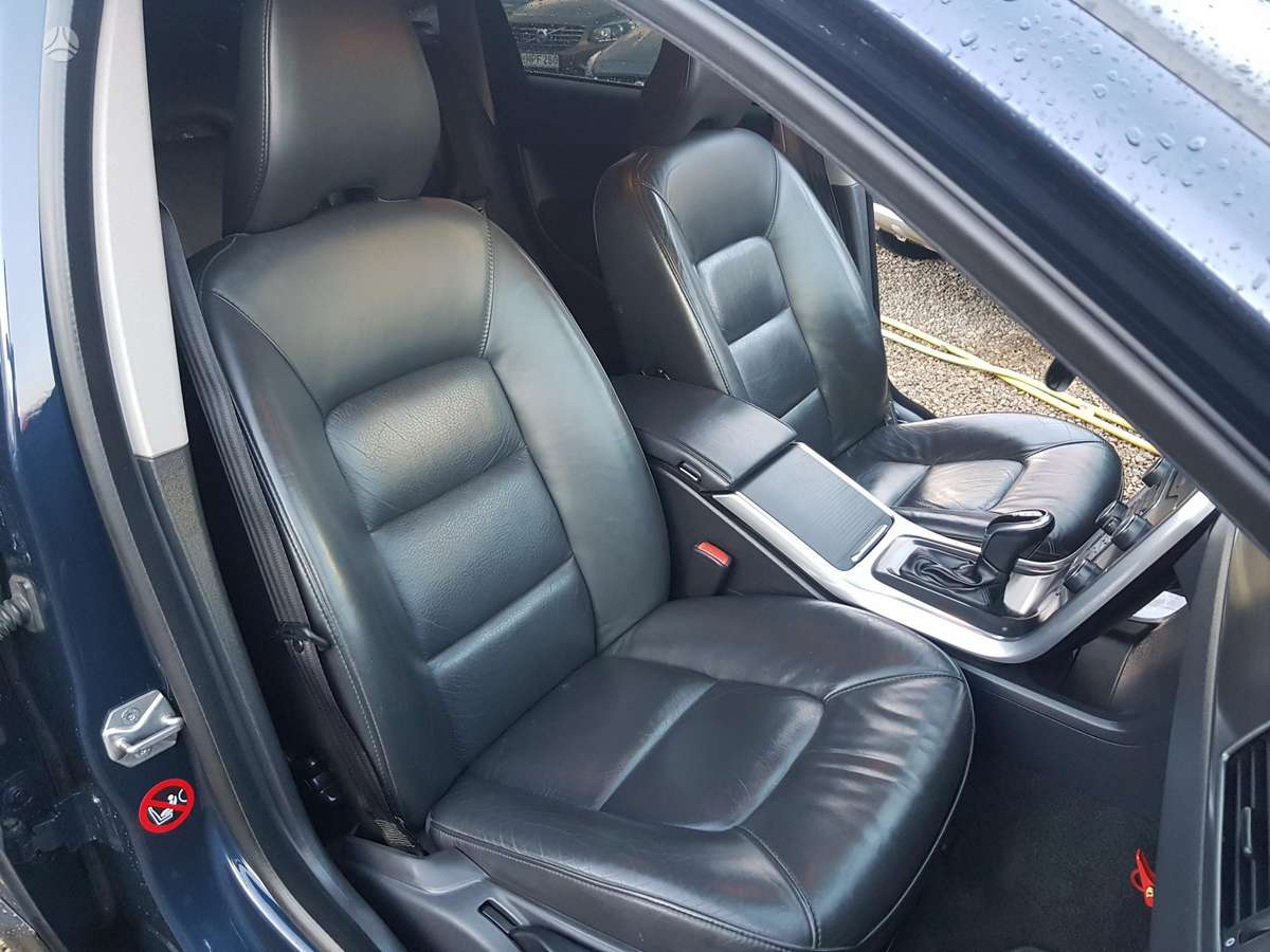 Volvo XC70, 2.0 l., wagon