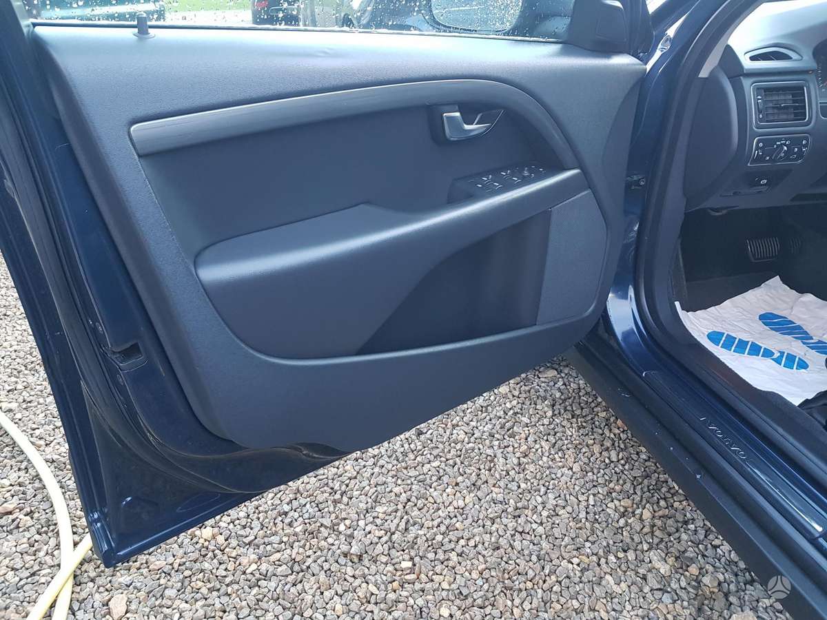 Volvo XC70, 2.0 l., wagon