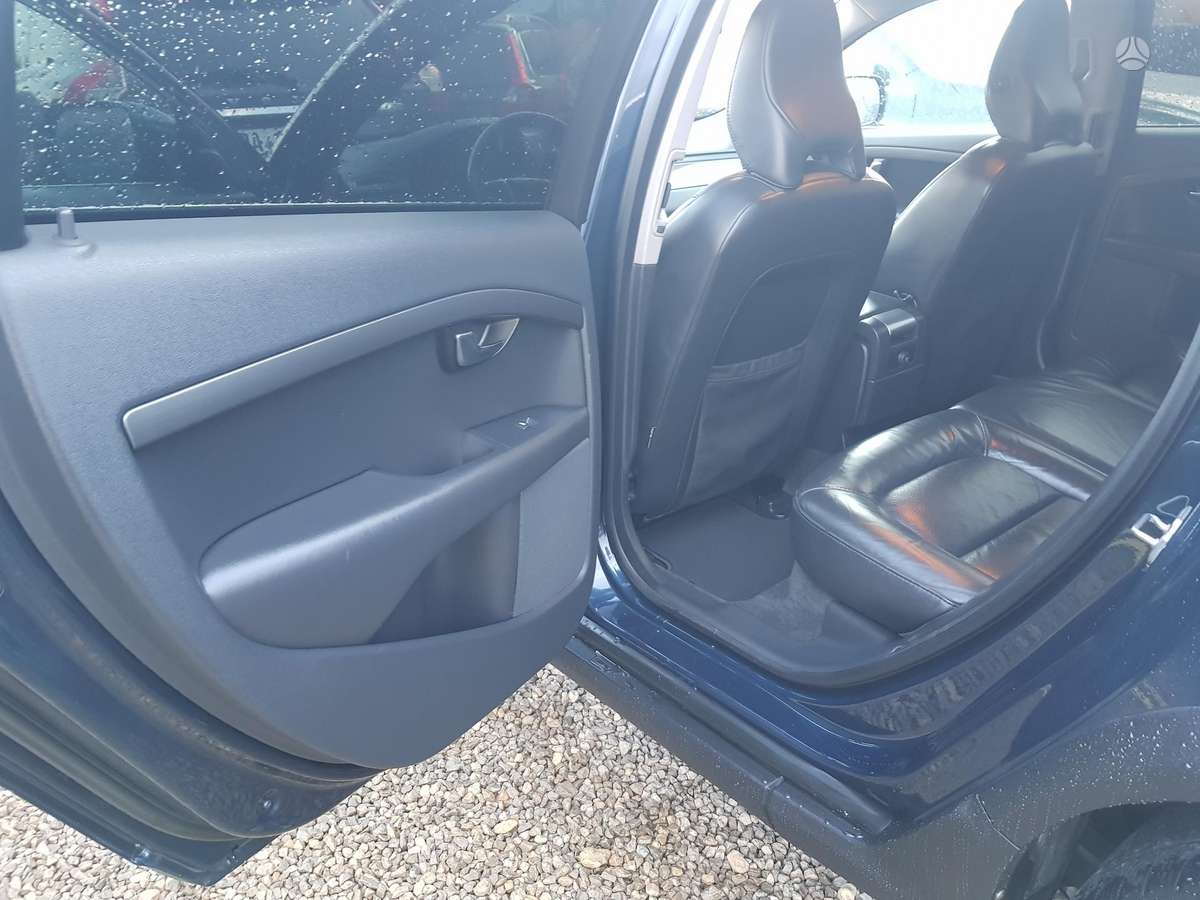 Volvo XC70, 2.0 l., wagon