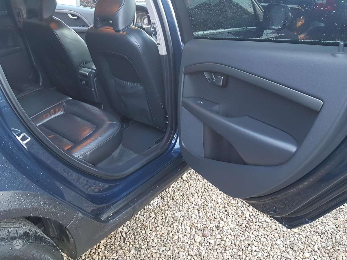 Volvo XC70, 2.0 l., wagon