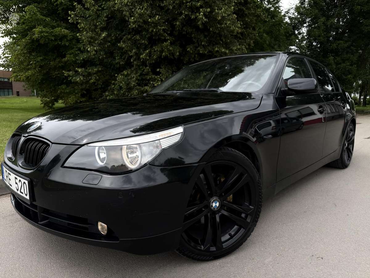 BMW 525, 2.5 l., Седан
